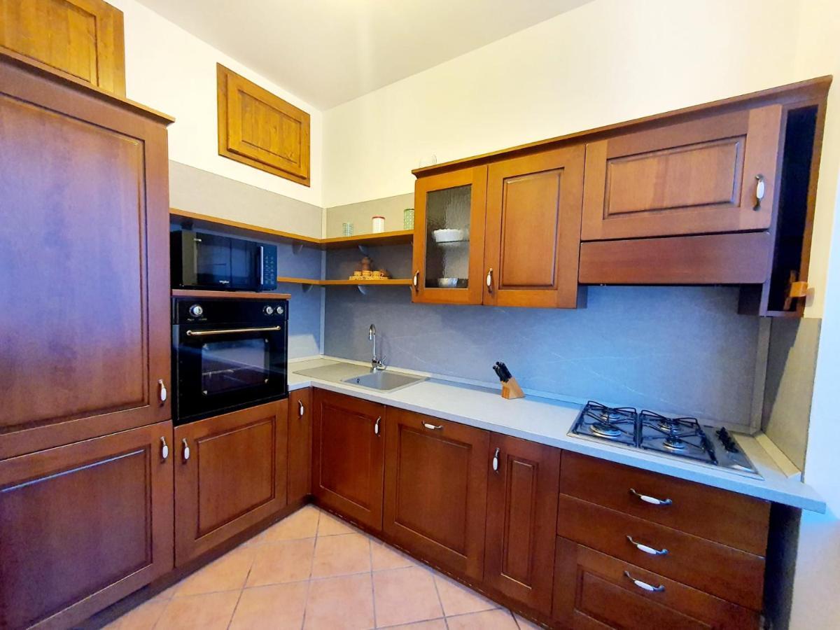 Rosso Apartment Cannobio Bagian luar foto